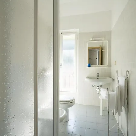 佐亚格里酒店 酒店