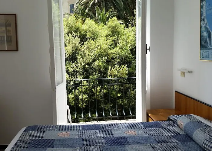 Hotel Zoagli Hotell 2*